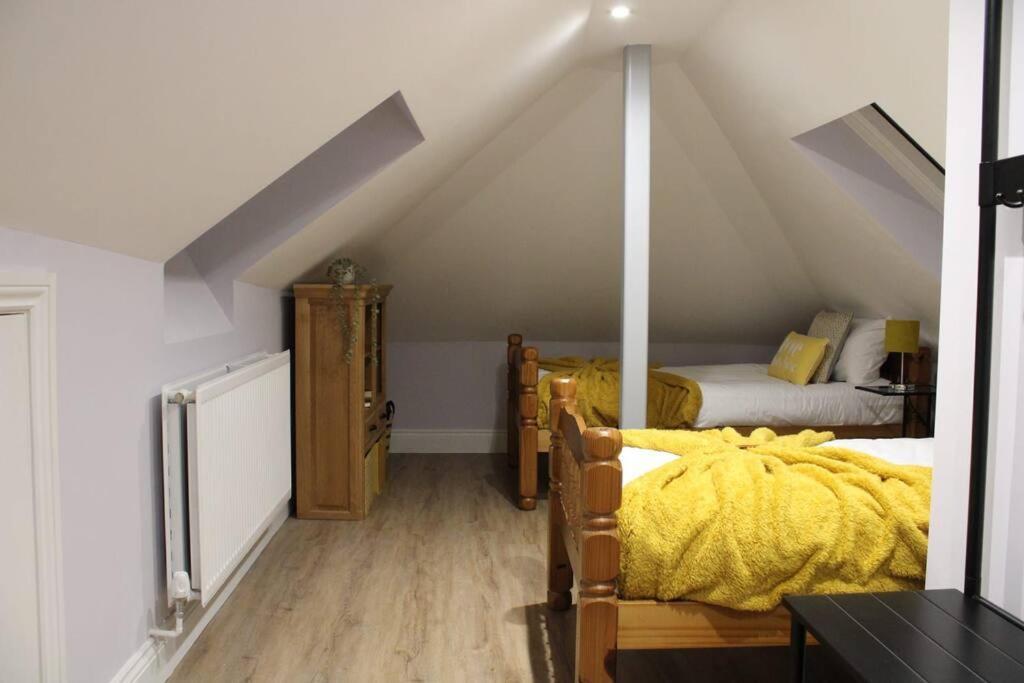 5 Star Apartment Londra Esterno foto